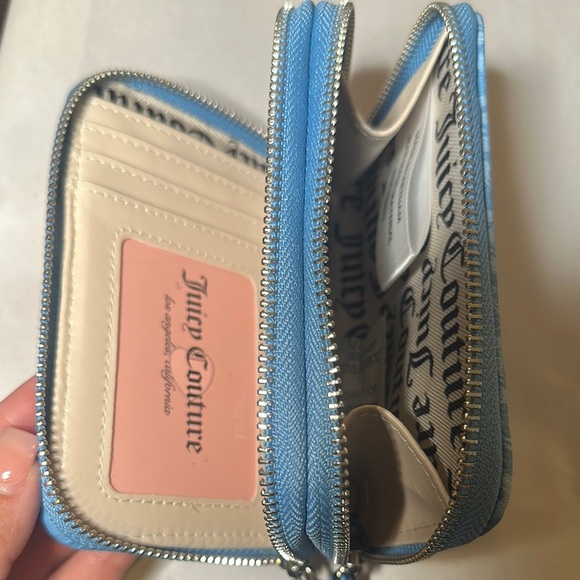 Juicy Couture Light Blue Logo Wallet - Picture 4 of 4